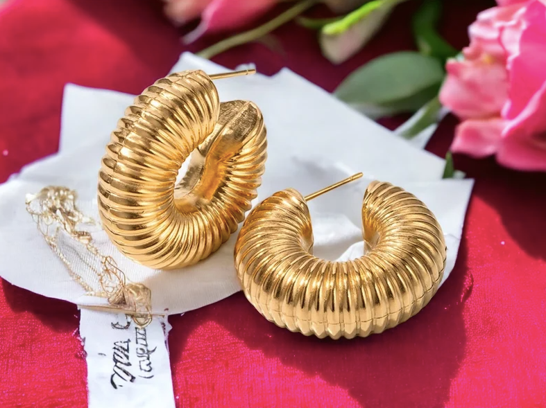 Drop Chunky + Ear Cuff